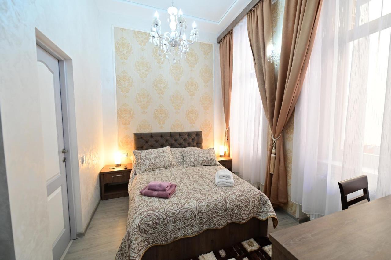 Flh - Royal Apartment